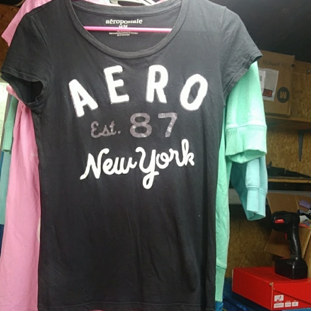 AEROPOSTALE t-shirt